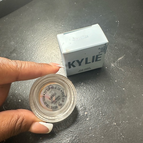 Creme eye shadow - Picture 2 of 5